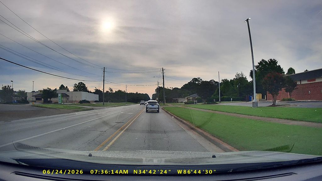 Clift Farm, Madison — Street-level view — Mapillary