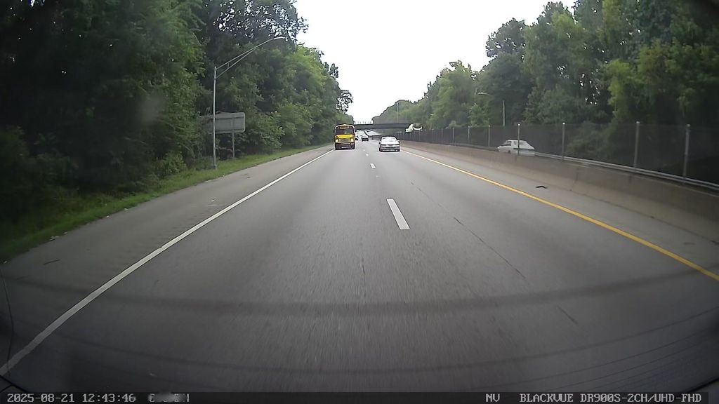 Dudley Heights, Greensboro — Street-level view — Mapillary