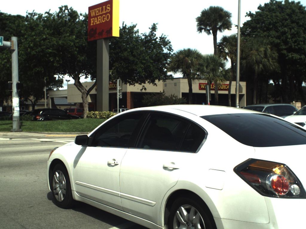 East Country Club 2, Country Club — Street-level view — Mapillary
