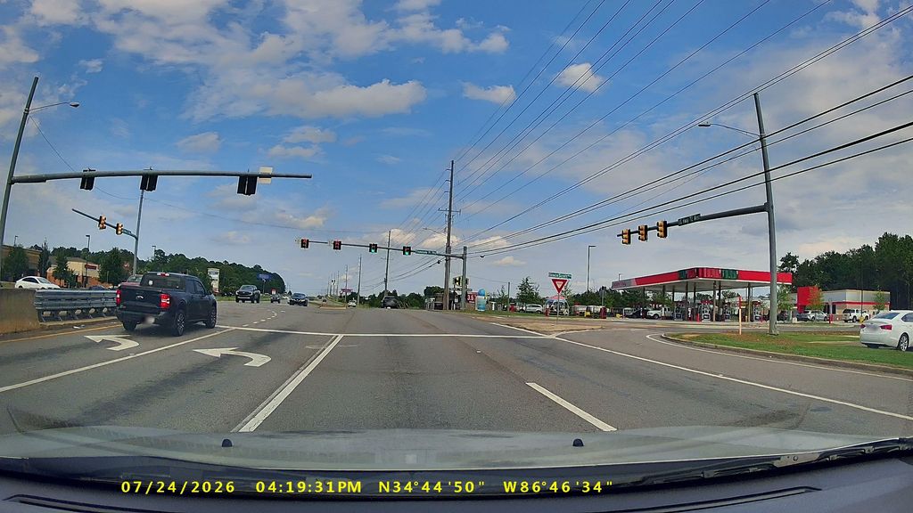 Heritage Plantation, Madison — Street-level view — Mapillary