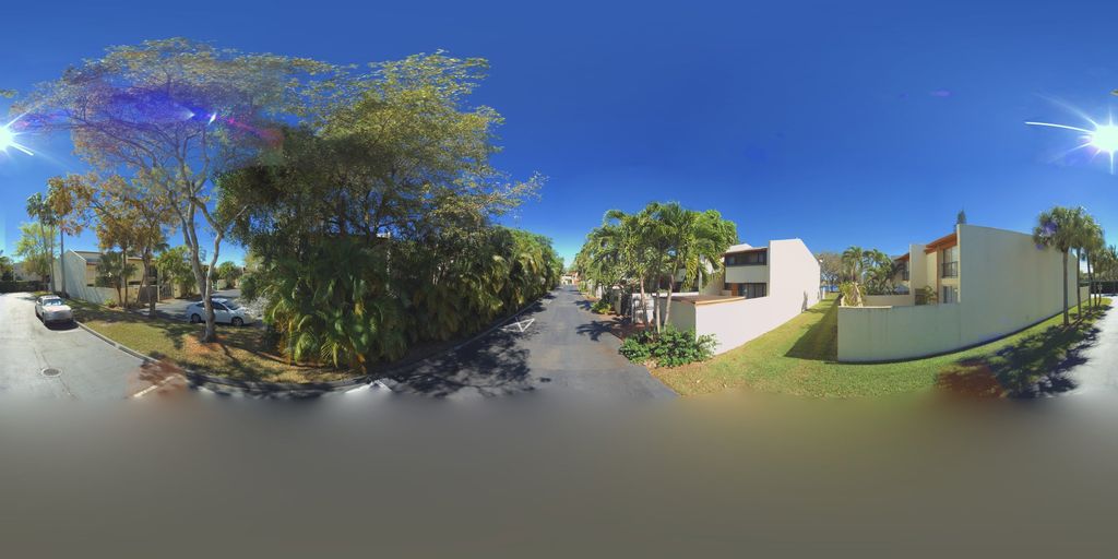 Northeast Spanish Trace Condominums, Kendall — Street-level view — Mapillary