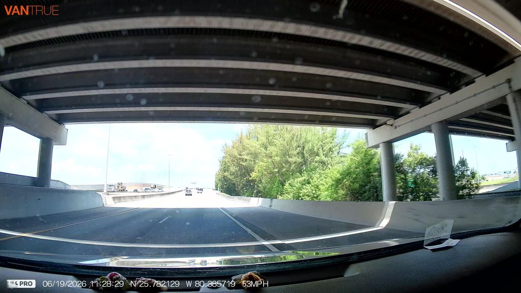 Northeast Tamiami 2, Tamiami — Street-level view — Mapillary
