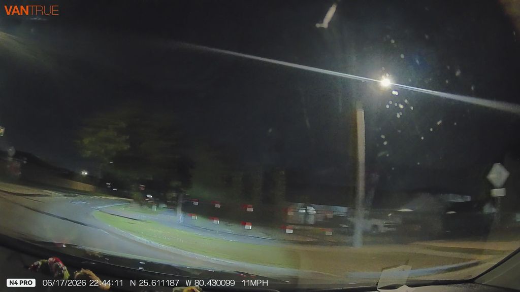 Northwest Richmond West, Richmond West — Street-level view — Mapillary