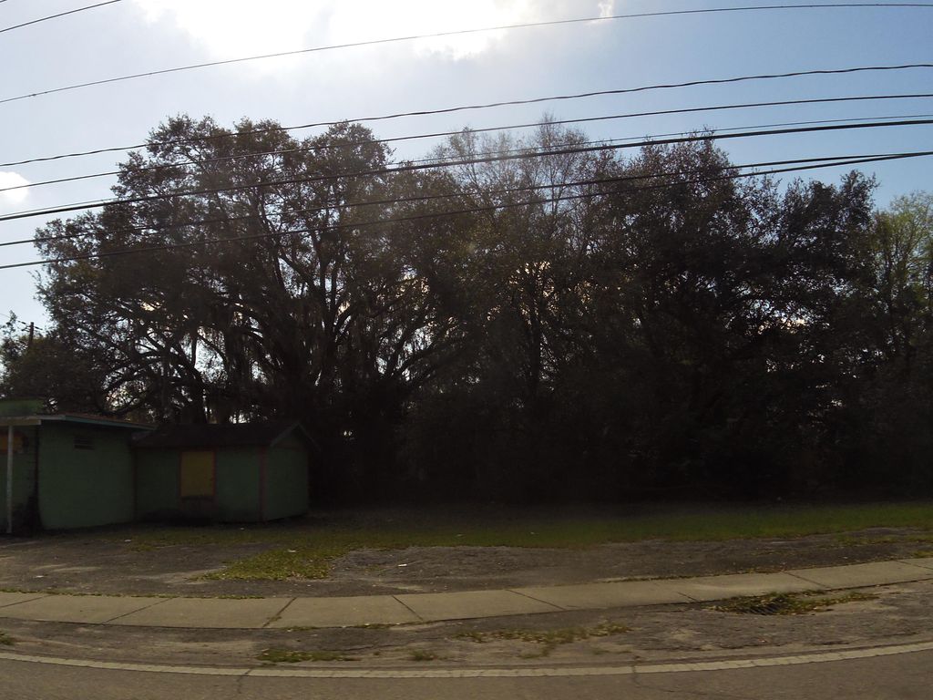 Roseland Park, Sanford — Street-level view — Mapillary