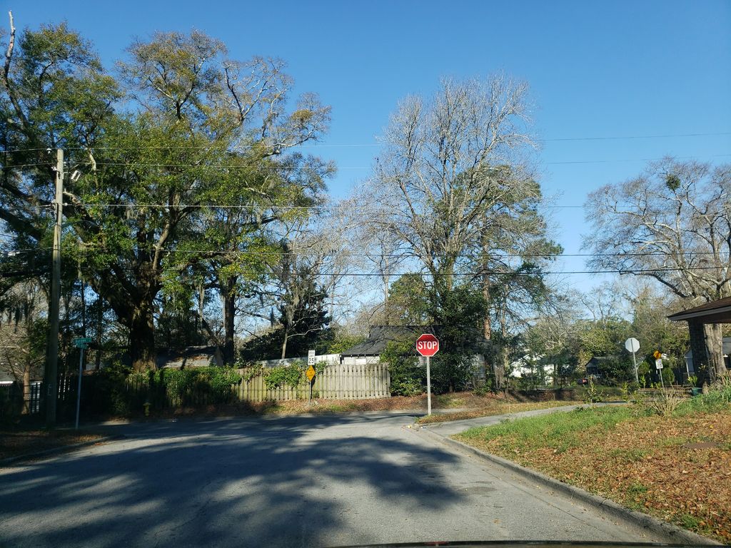 South Garden, Savannah — Street-level view — Mapillary