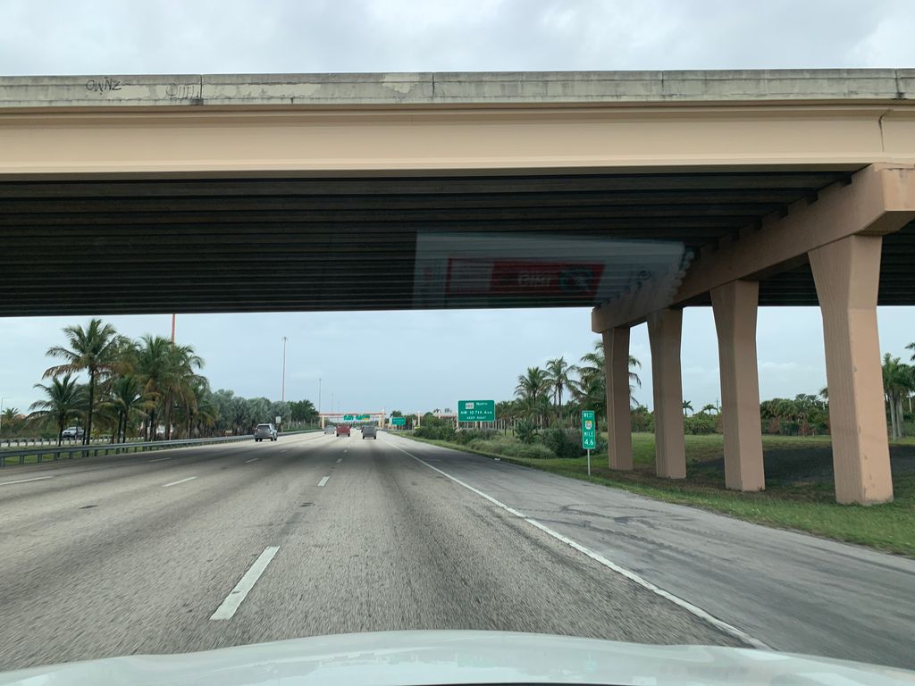 West Fountainbleau, Fountainebleau — Street-level view — Mapillary