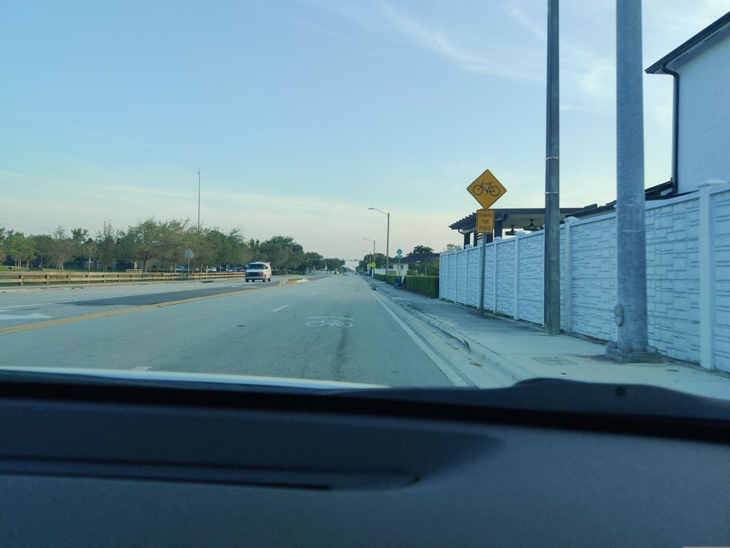 West Kendall West 2, Kendall West — Street-level view — Mapillary